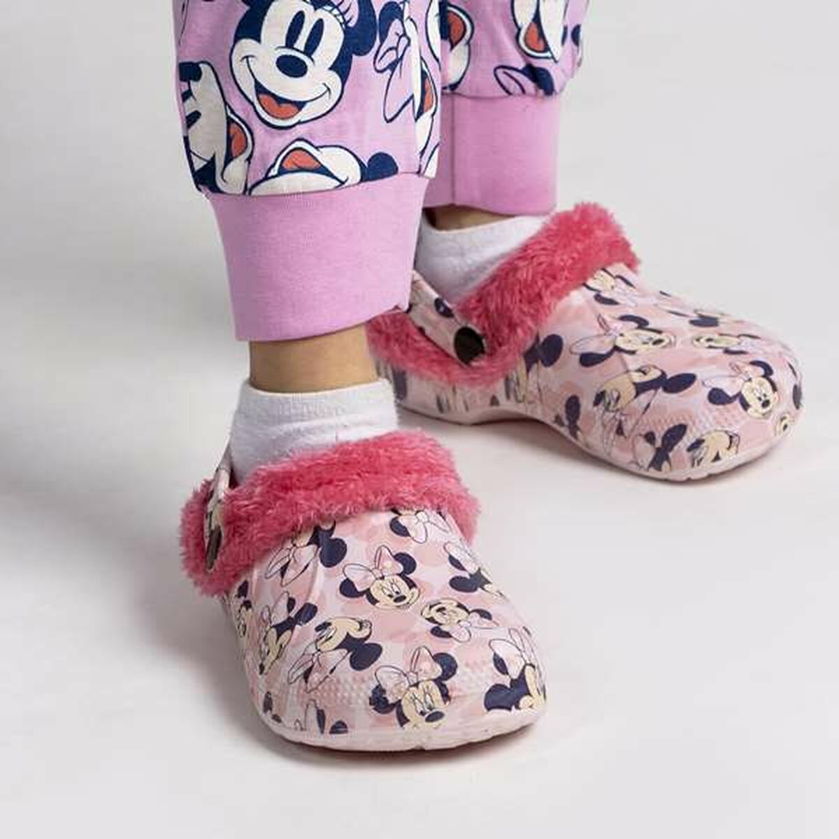 House Slippers Minnie Mouse Pink-1